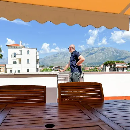 Apartamento Il Mare In Giardino