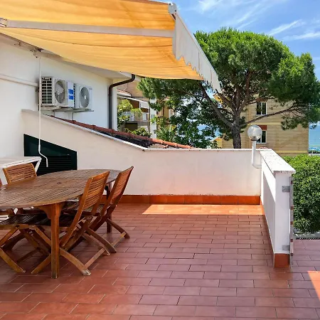 Il Mare In Giardino Scauri (Lazio)